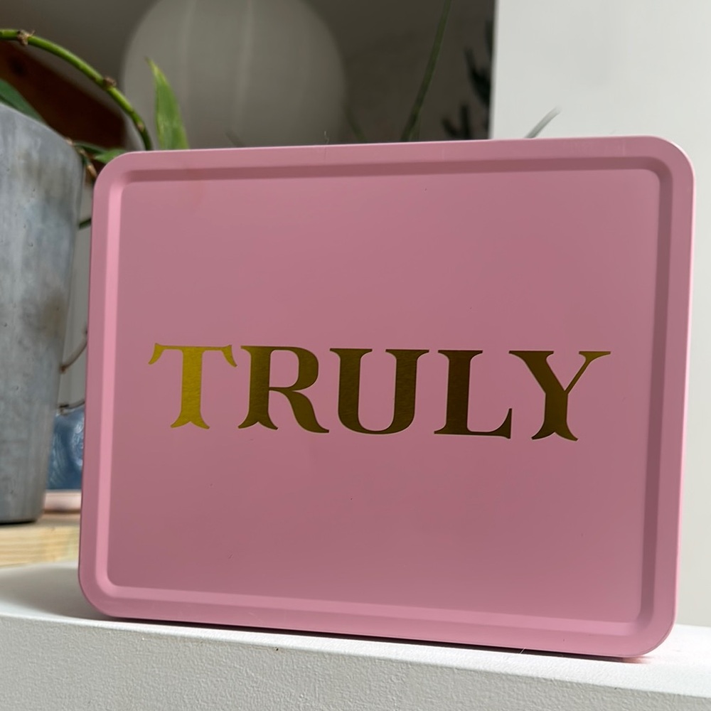 TRULY PINK TIN